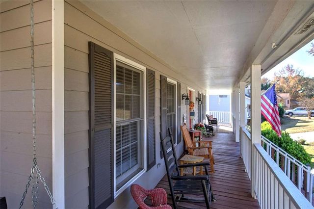 35 Miltons Walk SE, Cartersville, GA 30120