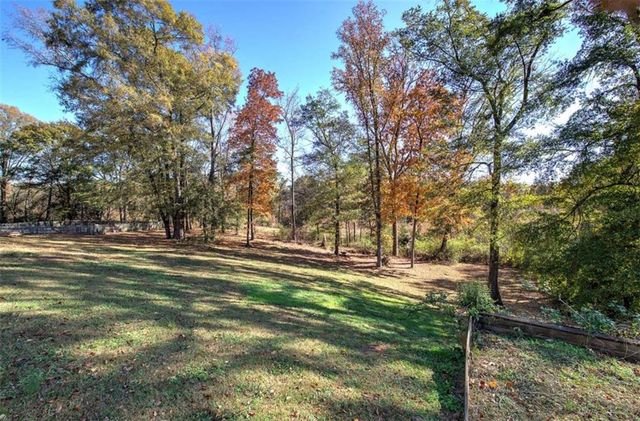 35 Miltons Walk SE, Cartersville, GA 30120