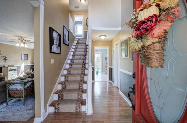35 Miltons Walk SE, Cartersville, GA 30120