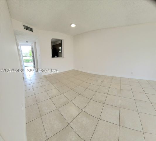 8620 N Sherman Cir 306, Miramar, FL 33025