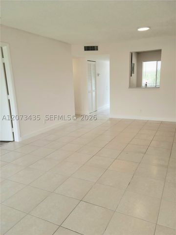 8620 N Sherman Cir 306, Miramar, FL 33025