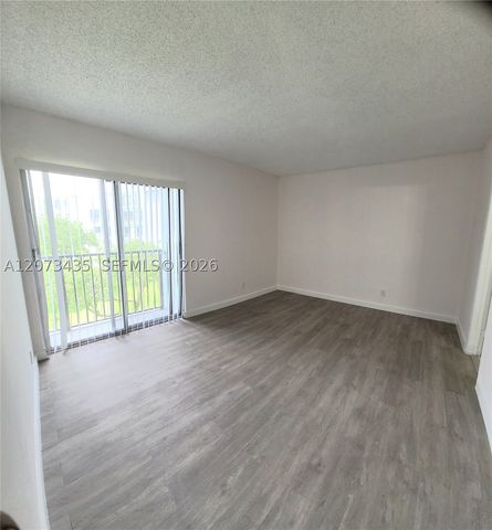 8620 N Sherman Cir 306, Miramar, FL 33025