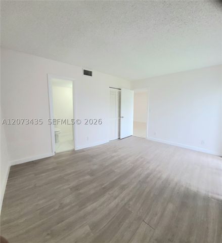 8620 N Sherman Cir 306, Miramar, FL 33025