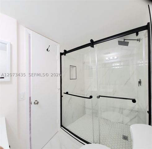 8620 N Sherman Cir 306, Miramar, FL 33025