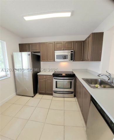 8620 N Sherman Cir 306, Miramar, FL 33025