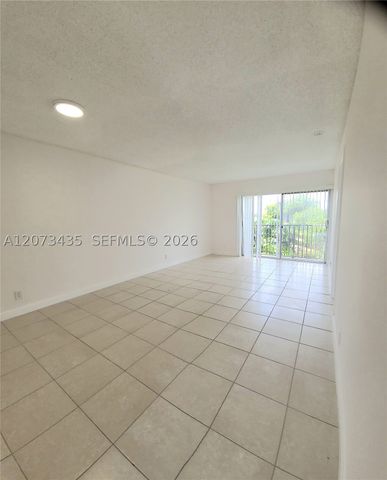 8620 N Sherman Cir 306, Miramar, FL 33025