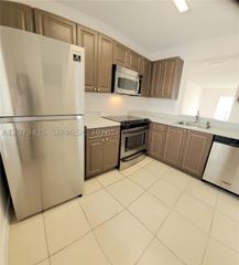 8620 N Sherman Cir 306, Miramar, FL 33025
