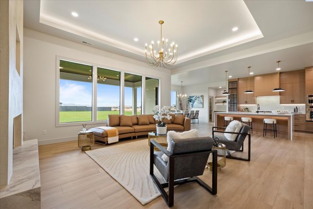 7208 Ambrosia Street, Kennewick, WA 99338