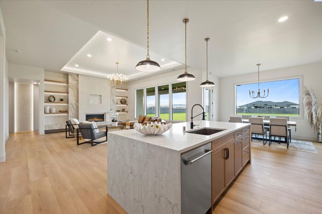 7208 Ambrosia Street, Kennewick, WA 99338