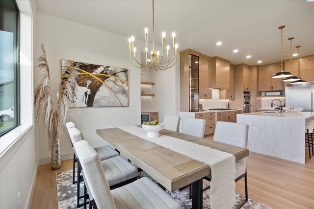 7208 Ambrosia Street, Kennewick, WA 99338