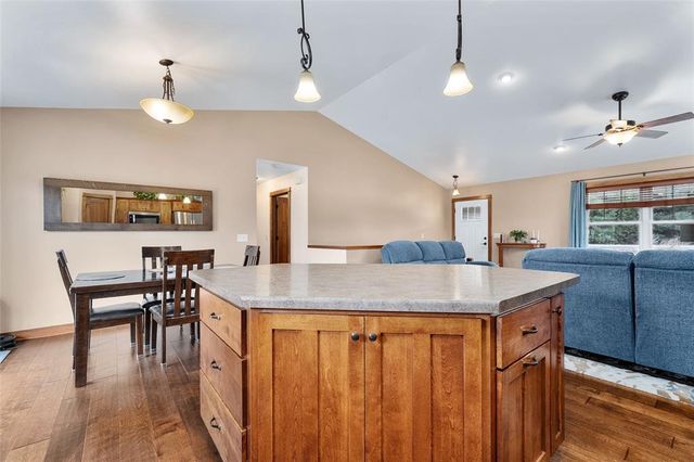 6860 Willow Creek Road, Eau Claire, WI 54701