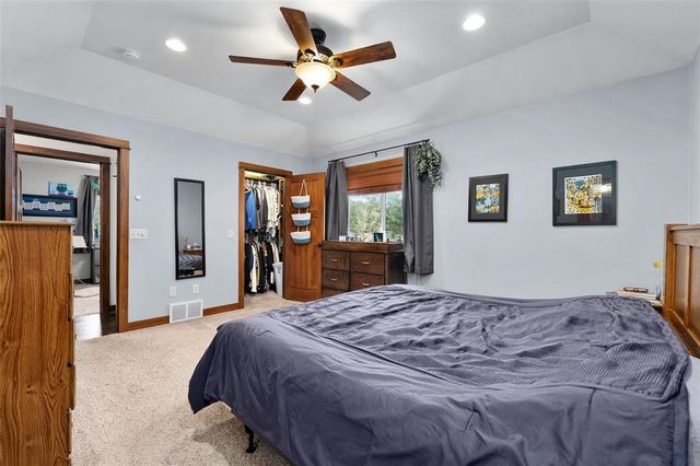 6860 Willow Creek Road, Eau Claire, WI 54701