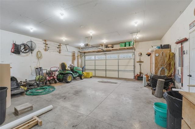 6860 Willow Creek Road, Eau Claire, WI 54701