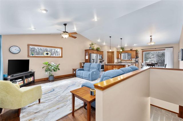 6860 Willow Creek Road, Eau Claire, WI 54701