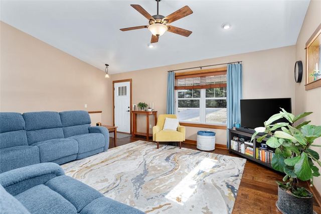 6860 Willow Creek Road, Eau Claire, WI 54701