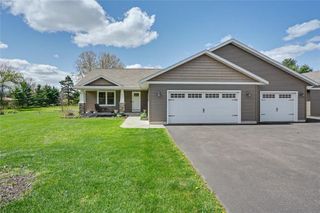 6860 Willow Creek Road, Eau Claire, WI 54701