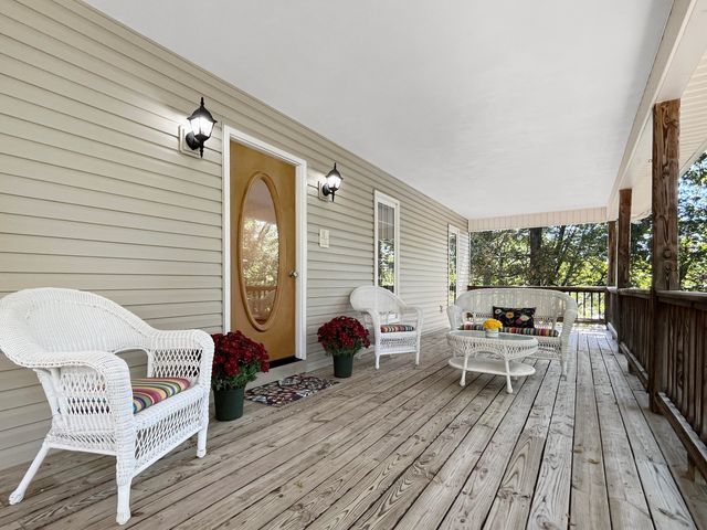 411 Hardbarger RD, Buchanan, VA 24066