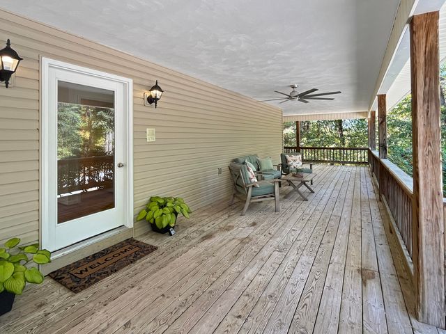 411 Hardbarger RD, Buchanan, VA 24066