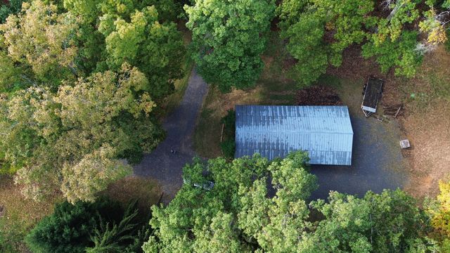 411 Hardbarger RD, Buchanan, VA 24066