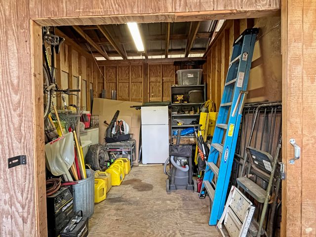 411 Hardbarger RD, Buchanan, VA 24066