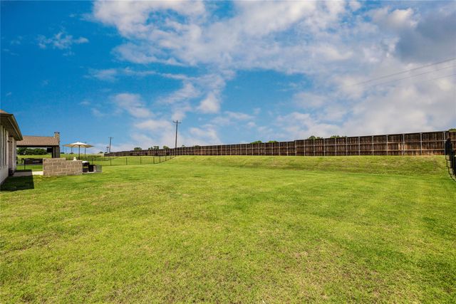 1430 Shaker Hills Road, Gunter, TX 75058