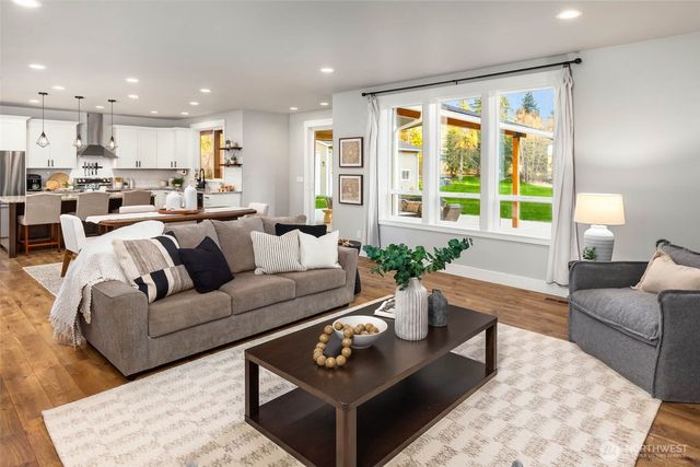 12915 212th Street SE, Snohomish, WA 98296