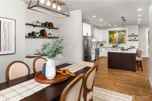 12915 212th Street SE, Snohomish, WA 98296