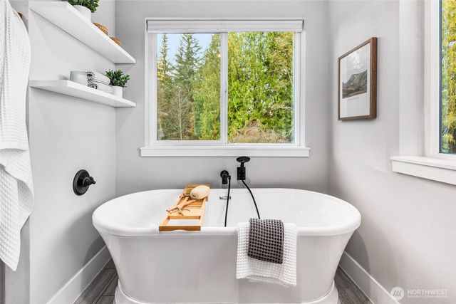 12915 212th Street SE, Snohomish, WA 98296