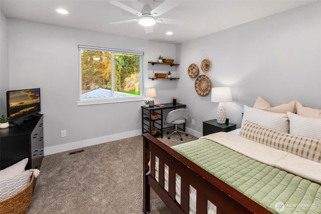 12915 212th Street SE, Snohomish, WA 98296