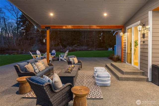 12915 212th Street SE, Snohomish, WA 98296