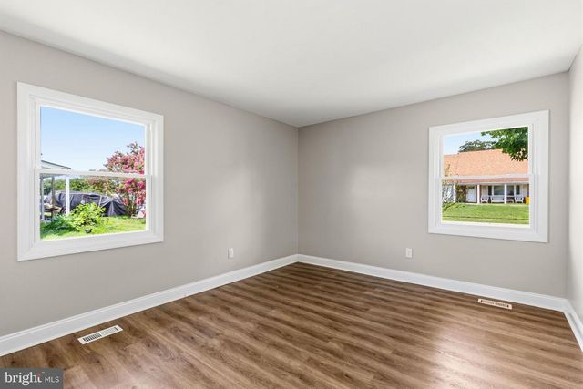 77 ELDERBERRY LN, Willingboro, NJ 08046