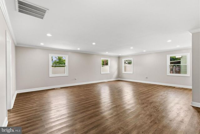 77 ELDERBERRY LN, Willingboro, NJ 08046
