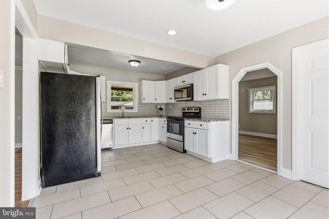77 ELDERBERRY LN, Willingboro, NJ 08046