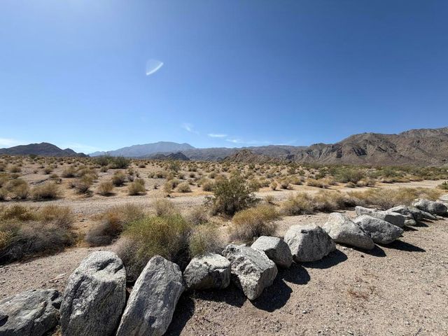 77360 Calle Tecate, La Quinta, CA 92253