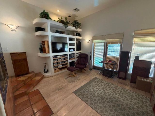 77360 Calle Tecate, La Quinta, CA 92253