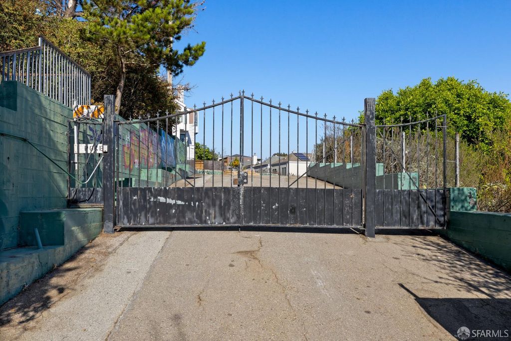 400 Franconia Street, San Francisco, CA 94110