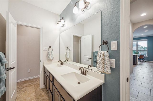 2722 Pepper Landing Lane, Pearland, TX 77089