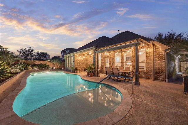 2722 Pepper Landing Lane, Pearland, TX 77089