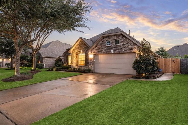 2722 Pepper Landing Lane, Pearland, TX 77089