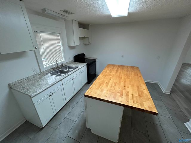 2910 2nd Avenue, Huntsville, AL 35810