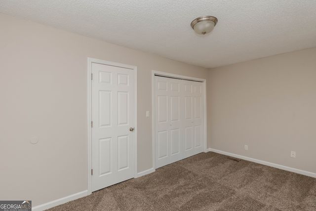 424 W I Parkway, Dallas, GA 30132