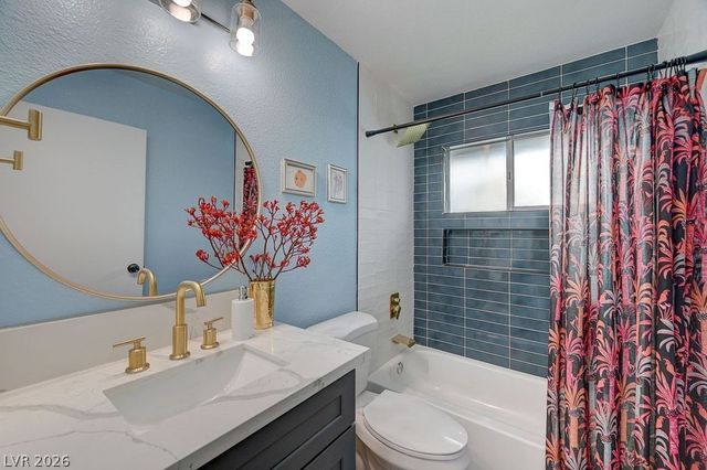 808 East Saint Louis Avenue, Las Vegas, NV 89104