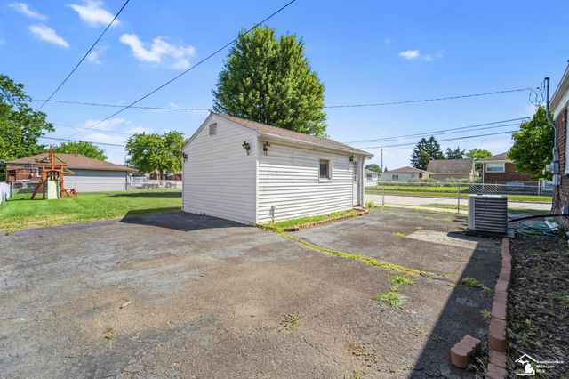 13012 Cherry Street, Southgate, MI 48193