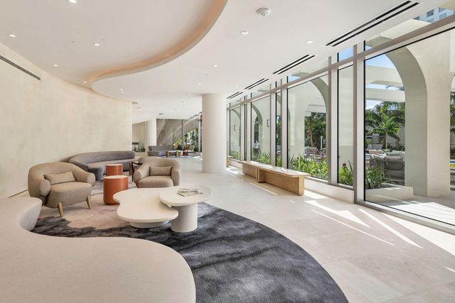 200 Arkona Court 2501 Ph-G, West Palm Beach, FL 33401