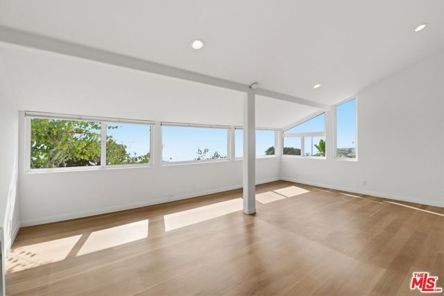 18149 Wakecrest Drive, Malibu, CA 90265