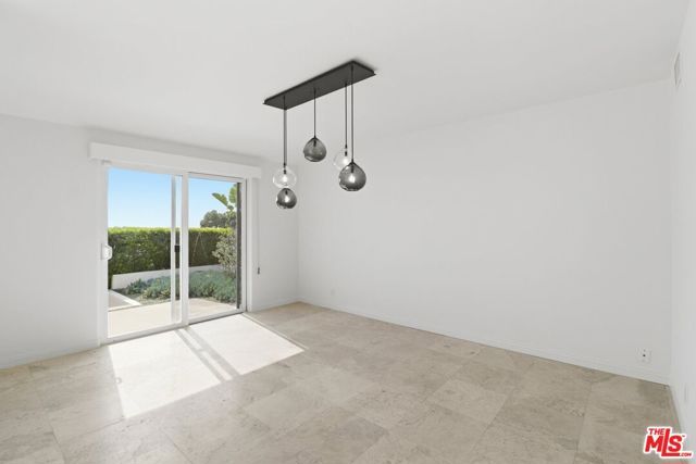 18149 Wakecrest Drive, Malibu, CA 90265