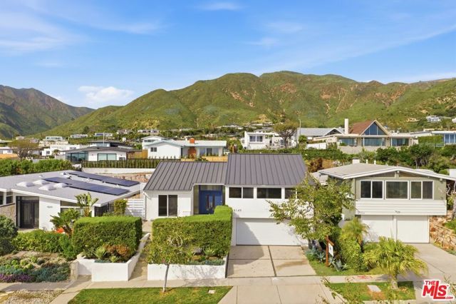 18149 Wakecrest Drive, Malibu, CA 90265