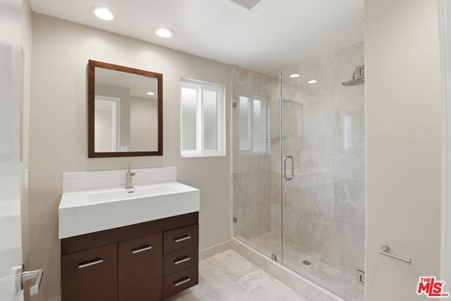 18149 Wakecrest Drive, Malibu, CA 90265