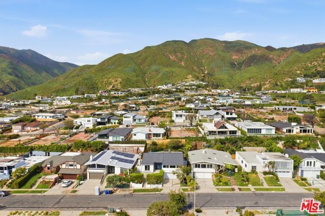 18149 Wakecrest Drive, Malibu, CA 90265