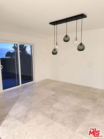 18149 Wakecrest Drive, Malibu, CA 90265